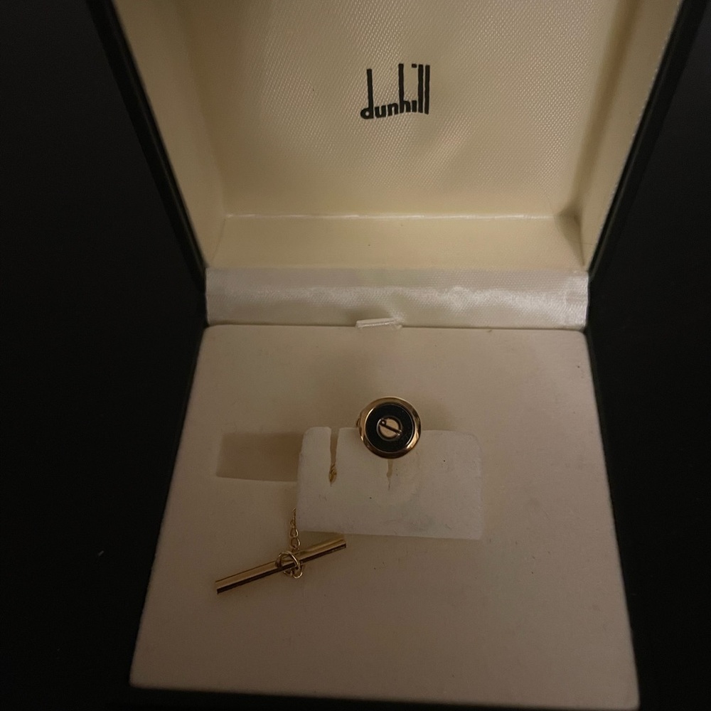 Dunhill Tie Pin with letter d logo